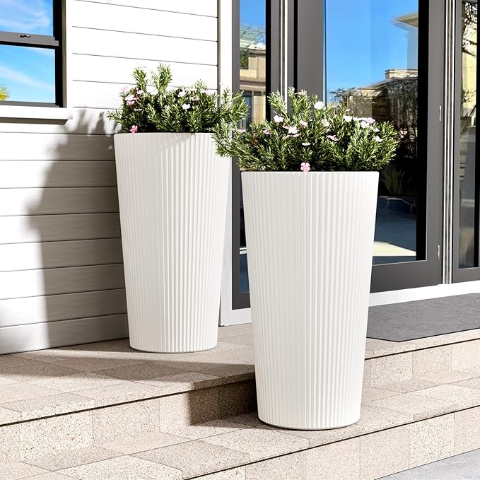 FONTOI 23.6" Tall Planter for Outdoor Plants Set of 2 Large Outdoor Plastic Striped Flower Pots, Front Porch Furniture, Garden Pots, Decorative Planters for Indoor/Outdoor, Patio, Balcony, White